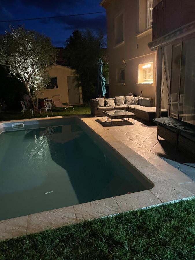 Madhi - Piscine Privee L'Isle-sur-la-Sorgue